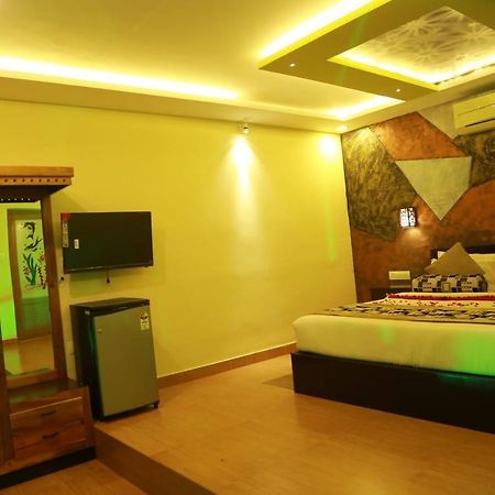 Lara Lake View Resort Thiruvananthapuram Zewnętrze zdjęcie