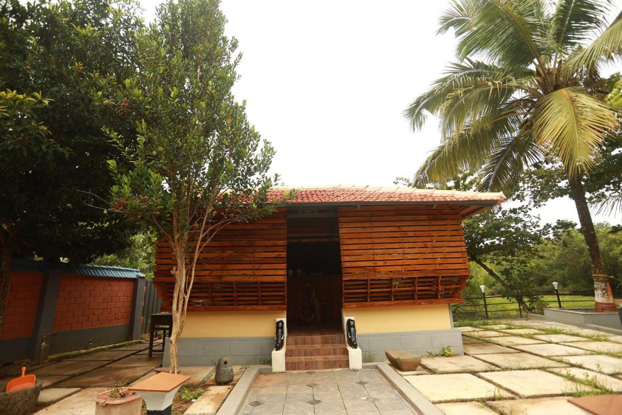 Lara Lake View Resort Thiruvananthapuram Zewnętrze zdjęcie